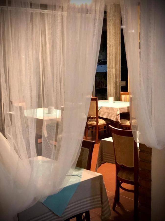 Hotel Villa Alexandra Bellaria-Igea Marina Exteriör bild