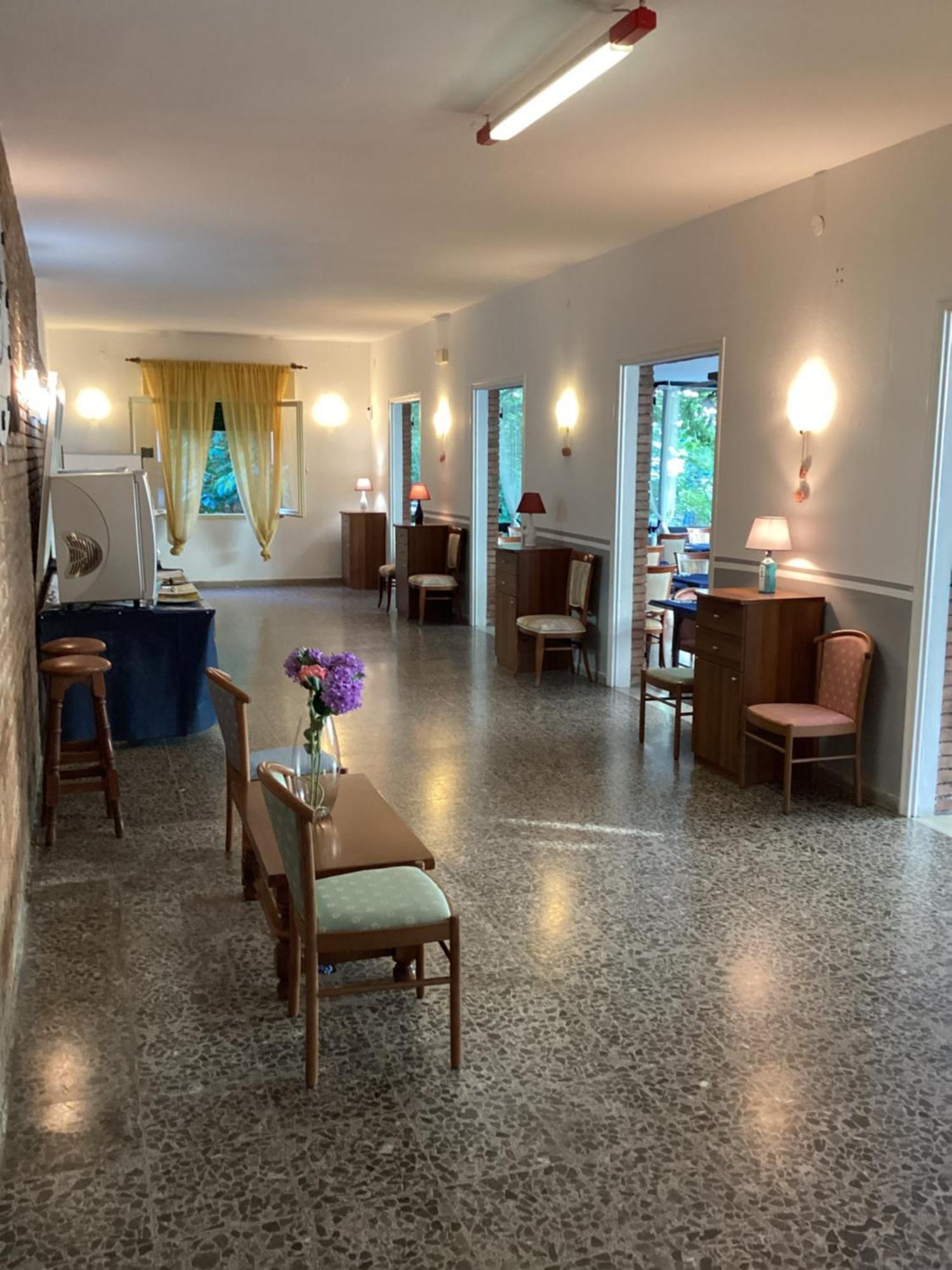 Hotel Villa Alexandra Bellaria-Igea Marina Exteriör bild